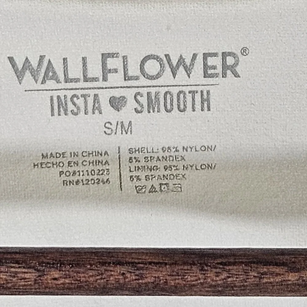 WallFlower Women's Sz S/M White Bodysuit Snap Button Square Neck W/ Inner Suppor